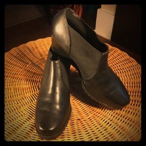 Softwalk Dartmouth Wedge Booties